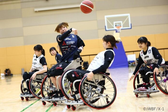 車いすバスケットボール女子U25日本代表。写真提供：日本車いすバスケットボール連盟（JWBF）