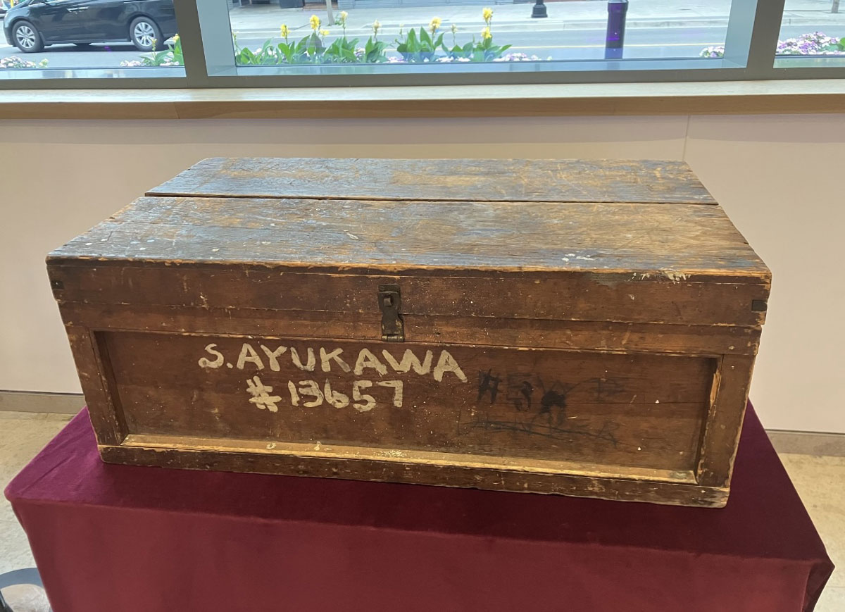 戦争博物館に寄贈された鮎川家のトランク（当日のみ会場にて展示）。Photo by Embassy of Japan in Canada