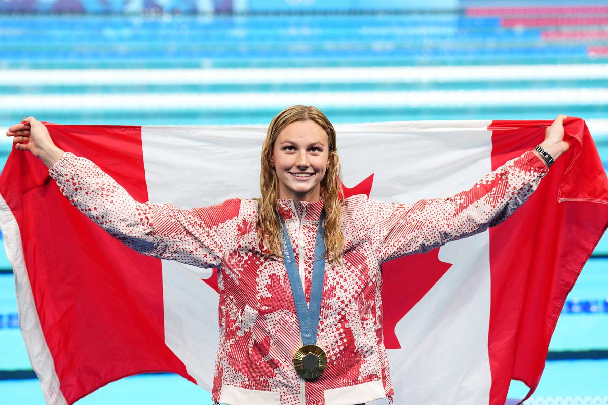 Team Canada’s Summer McIntosh poses with her gold medal in women's 200m individual medley at the 2024 Paris Olympic Games in France on Saturday, August 3, 2024. Photo by Candice Ward/© 2024 Canadian Olympic Committee