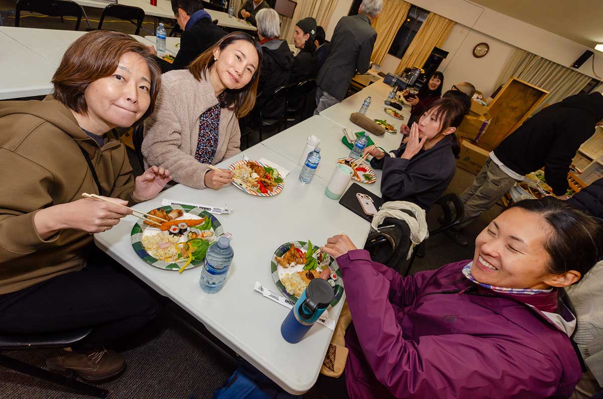 建友会懇親会の様子。写真：建友会